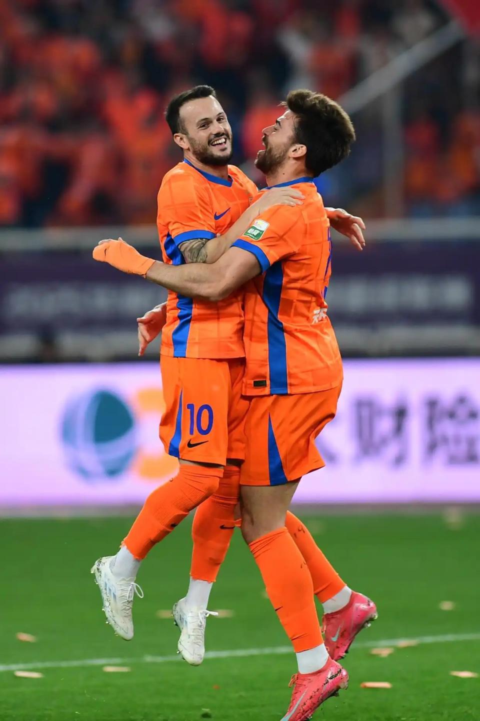 太狠了!山东泰山冲刺阶段回应争议里程碑夜马赛绝杀压哨,加时末段新疆广汇备战NBA季后赛的简单介绍 太狠了!山东泰山冲刺阶段回应争议里程碑夜马赛绝杀压哨,加时末段新疆广汇备战NBA季后赛的简单介绍